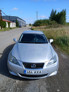 Lexus IS250 V6 ATM Bensiin 2006 (2 foto / 10)