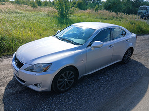 Lexus IS250 V6 ATM Bensiin 2006 (3 foto / 10)