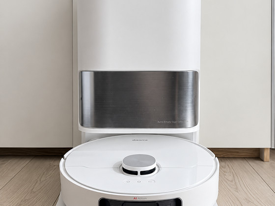 Dreame L10s Ultra robottolmuimeja + jaam