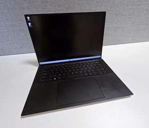 Dell XPS 9530 RTX4050 i7-13700H 512GB-SSD 16GB-DDR5 (2 foto / 2)