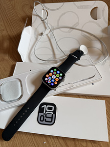 Apple watch (2 foto / 5)