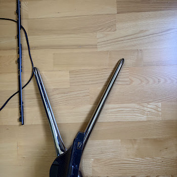 Samsung UE46F5700 varuosadeks (katki matriks ja 2 valgustus)