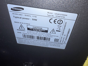 Samsung UE46F5700 varuosadeks (katki matriks ja 2 valgustus) (3 foto / 4)