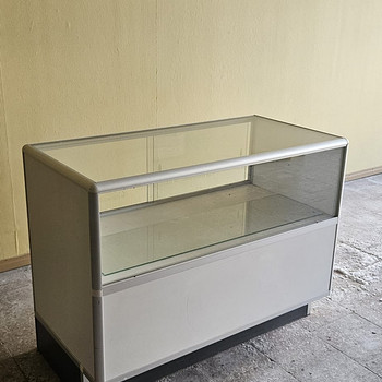 Витрины для магазина