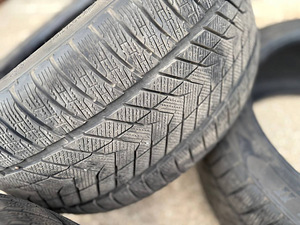 Grenlander Icehawke II M+S 295/40R21 DOT 1823 (5 фото из 8)