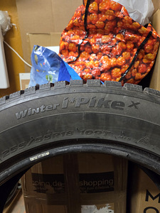 Hankook 255 55 18 I*PIKE X 109T EXTRA LOAD (4 фото из 7)