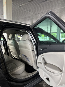 Citroen C5 Exclusive (9 фото из 13)