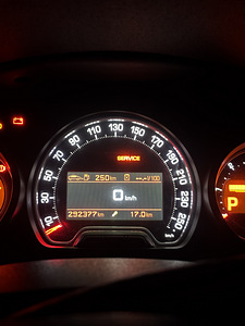 Citroen C5 Exclusive (12 фото из 13)