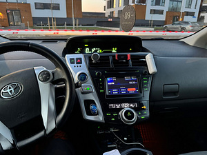 Auto rent (5 foto / 8)
