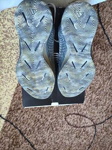 Adidas (4 фото из 6)