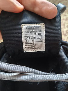 Balenciaga (4 foto / 8)