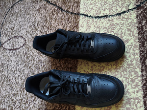 Nike (2 foto / 6)