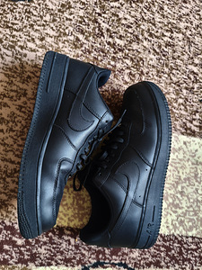 Nike (6 foto / 6)