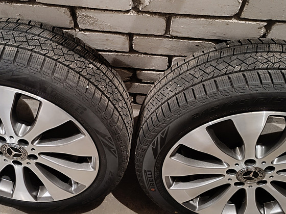 Pirelli Ice Zero Asimmetrico 245-45-19 Ламели 7 мм