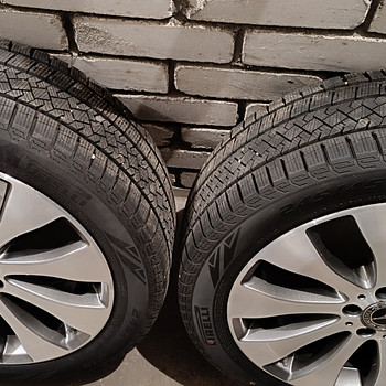 Pirelli Ice Zero Asimmetrico 245-45-19 Lamellid 7mm