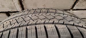 Pirelli Ice Zero Asimmetrico 245-45-19 Lamellid 7mm (3 foto / 3)