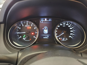 Nissan Qashqai (1 фото из 10)