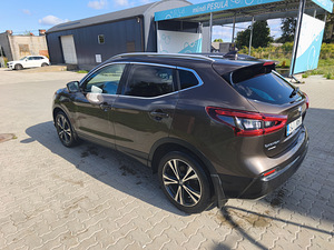 Nissan Qashqai (5 фото из 10)