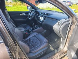 Nissan Qashqai (8 фото из 10)