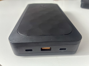Аккумулятор Xtorm 45000mAh 67W (3 фото из 3)