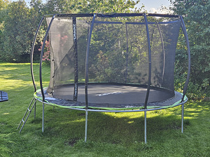 Batuut Zipro Jump Pro 12FT, 374 cm, turvavõrguga, redeliga (4 foto / 6)