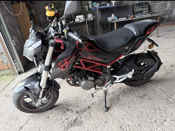 Benelli tnt 125