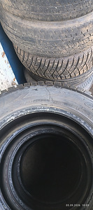 Продам резину dunlop 225/65/17 (2 фото из 5)
