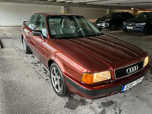 Audi 80 2.0 (1 фото из 12)