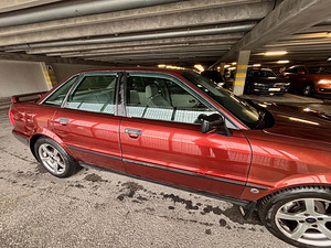 Audi 80 2.0 (3 фото из 12)