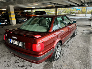 Audi 80 2.0 (4 фото из 12)