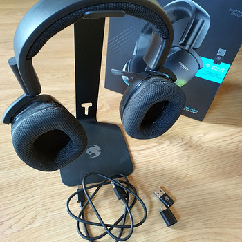 Беспроводная игровая гарнитура Roccat Syn Pro Air для ПК