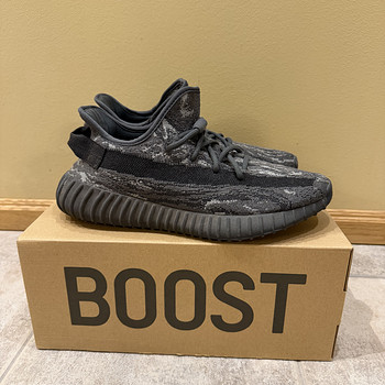 Adidas Yeezy Boost 350 V2