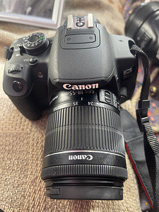 Canon EOS 700 komplekt (1 foto / 3)
