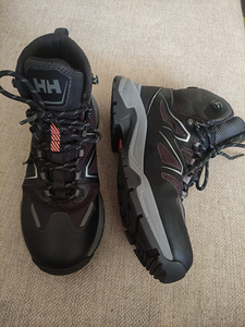 Naiste jalatsid Helly Hansen (2 foto / 2)