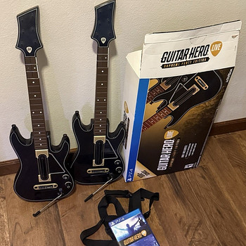 Sony PS4 GUITAR HERO LIVE Kitarr playstation 4 Ps5 2tk