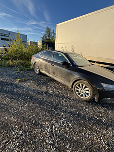 Skoda Superb (2 фото из 4)