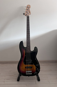 Kitarr / гитара Fender Squier P-bass (1 фото из 4)