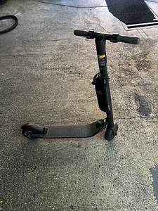Tõukeratas Ninebot KickScooter (1 foto / 5)