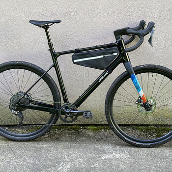 Bergamont Grandurance Elite gravel bike.