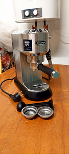 Кофемашина DeLonghi EC 685M (4 фото из 5)