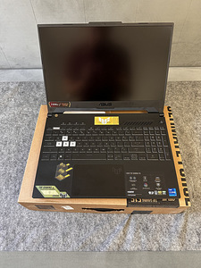 Asus TUF Gaming F15 (2022) (FX507ZE-HN007W) (9 фото из 10)