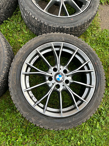 Müüa BMW veljed koos rehvidega (4 foto / 7)