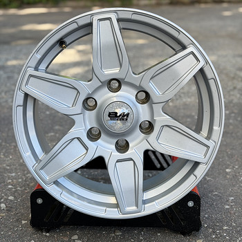 17" BM Wheels 6x139,7 (keskava 106,1)