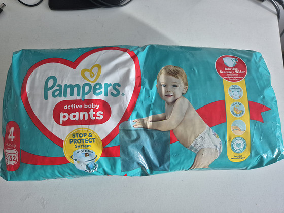 PAMPERS трусики-подгузники