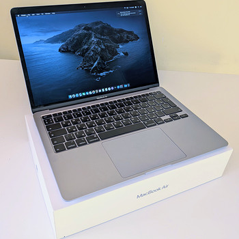 MacBook Air 13" (2020, Space Gray, EN/RU)