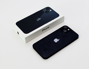 Mobiiltelefon Apple iPhone 13 128GB 4GB RAM (2 foto / 3)