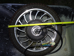 16-tolline mopeedi rummumootor QS Motors 1500 W (2 foto / 4)
