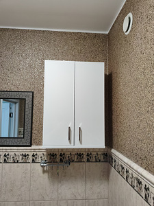 Шкафчик (1 фото из 3)