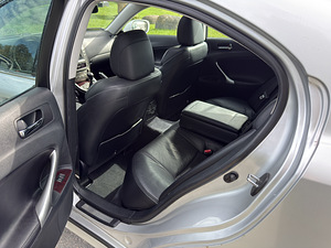 Müüa väga hea varustusega Lexus IS220d (2006) (5 foto / 11)