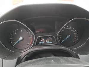 Ford focus (6 foto / 6)